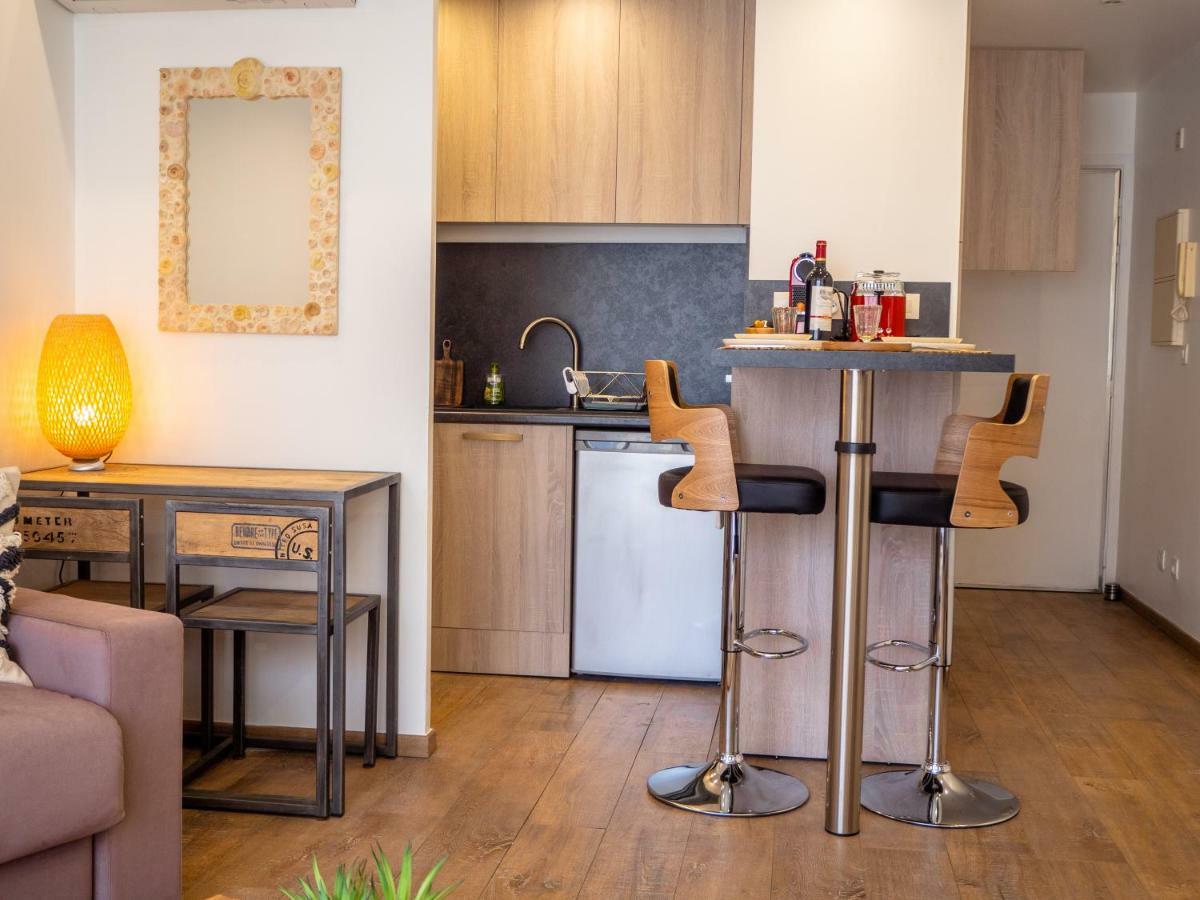 Tres Jolie Studio Au Pied Du Suquet Cannes Bagian luar foto